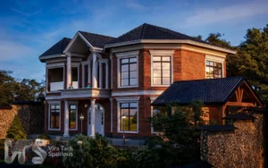 طراحی ویلا دوبلکس انگلیسی آجری در چالوس